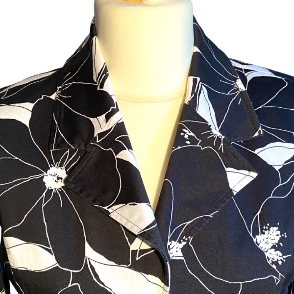 George Stretch Black and White Floral Print Coat Size 6 - Picture 2 of 7